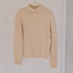 Saks Fifth Avenue 100% Cashmere cream yellow ribbed turtleneck sweater.  Size M.